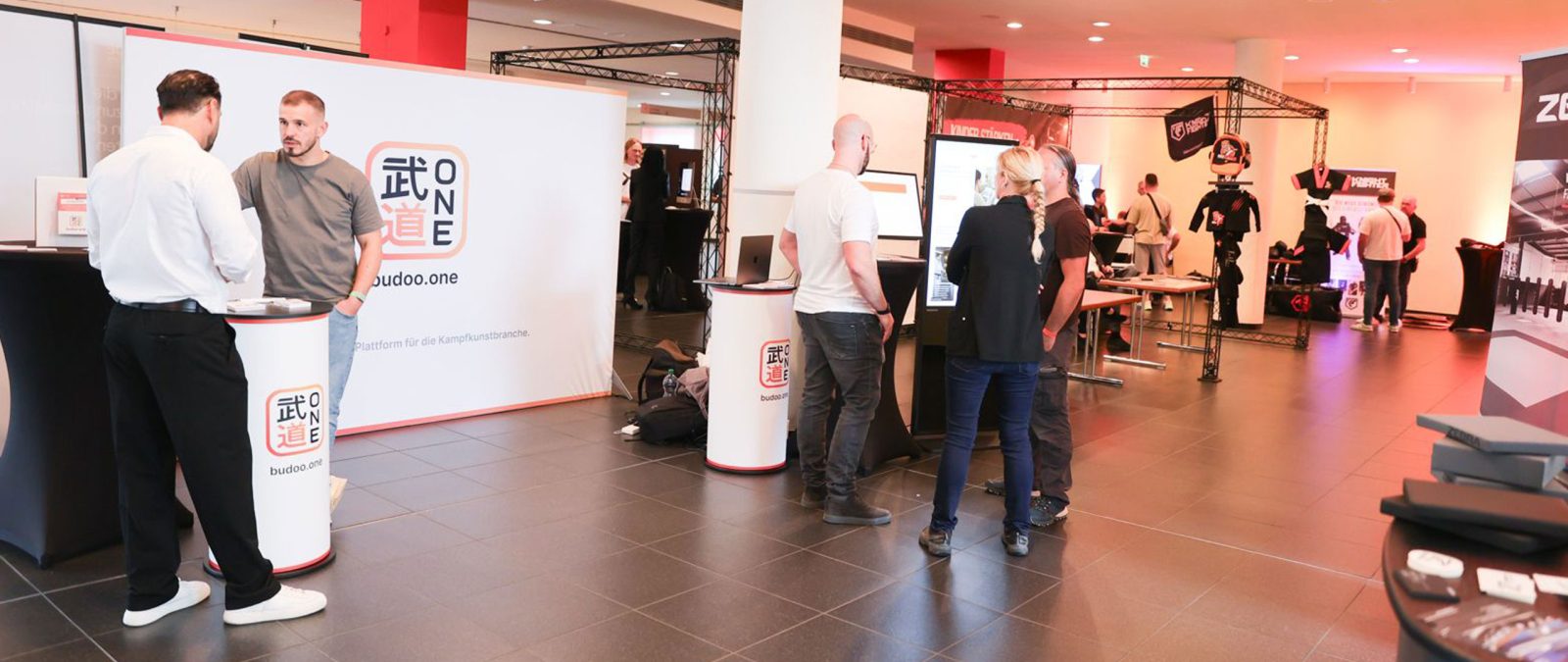 Kick Kampfsportmesse mit Ausstellern